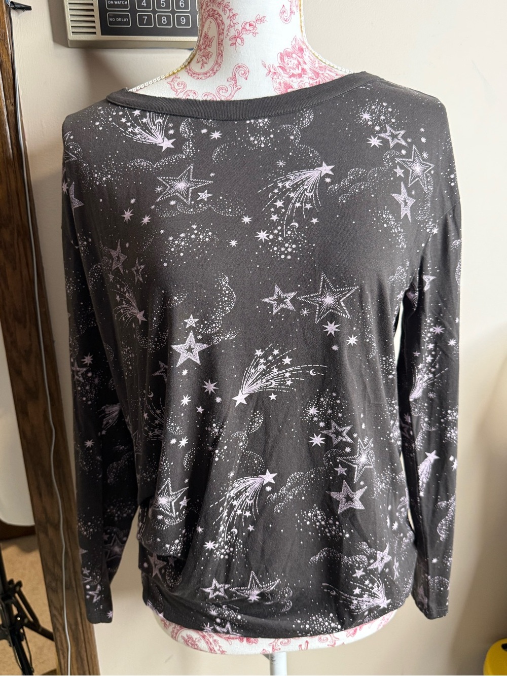 Chaser Black Long-Sleeve Star & Comet Print Tee Sz Small